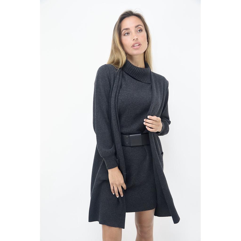 Outlet women's clothing sale